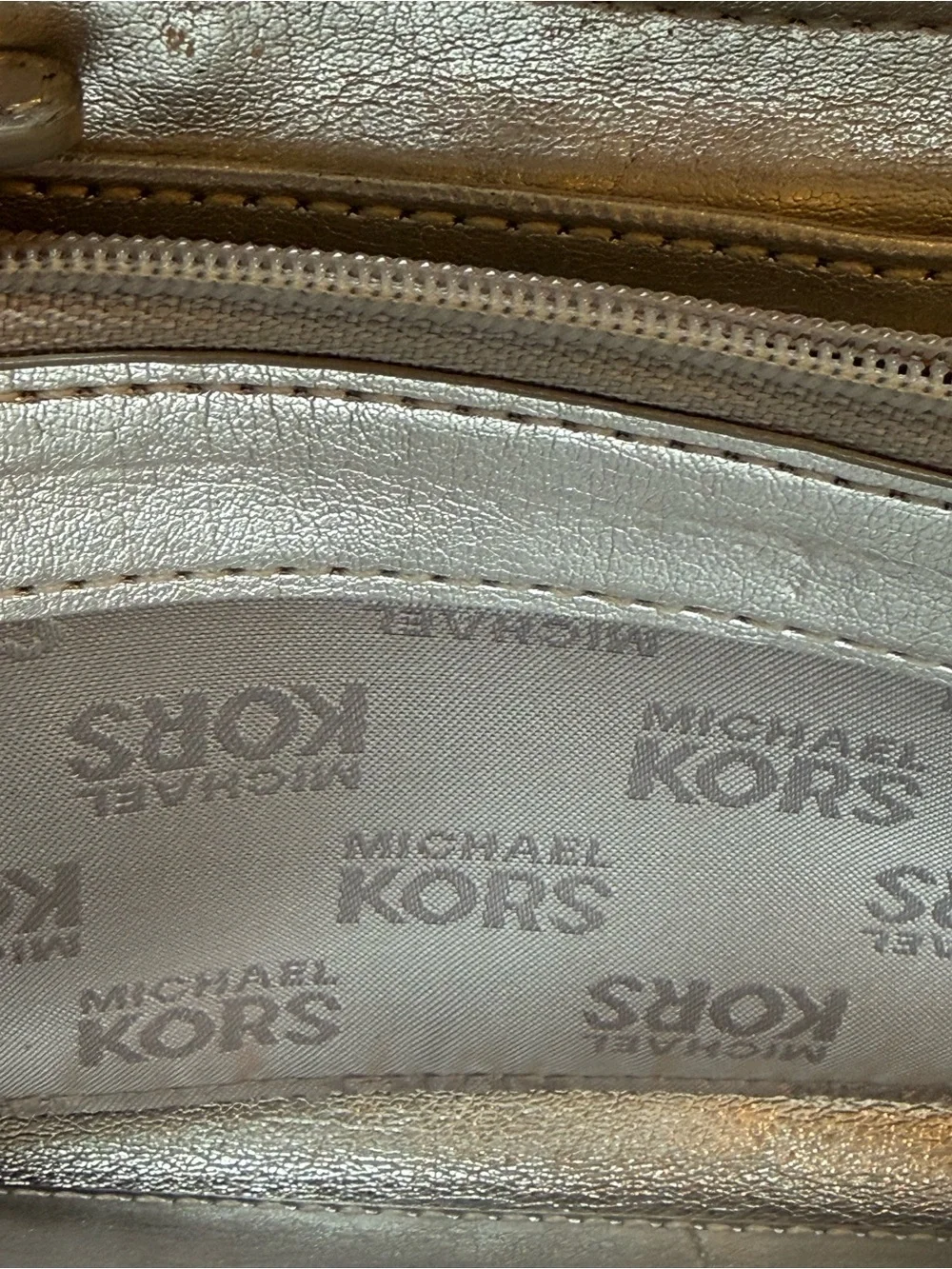 Classic Michael Kors Jet Set Travel Large Leather Continental Wallet- Taupe
